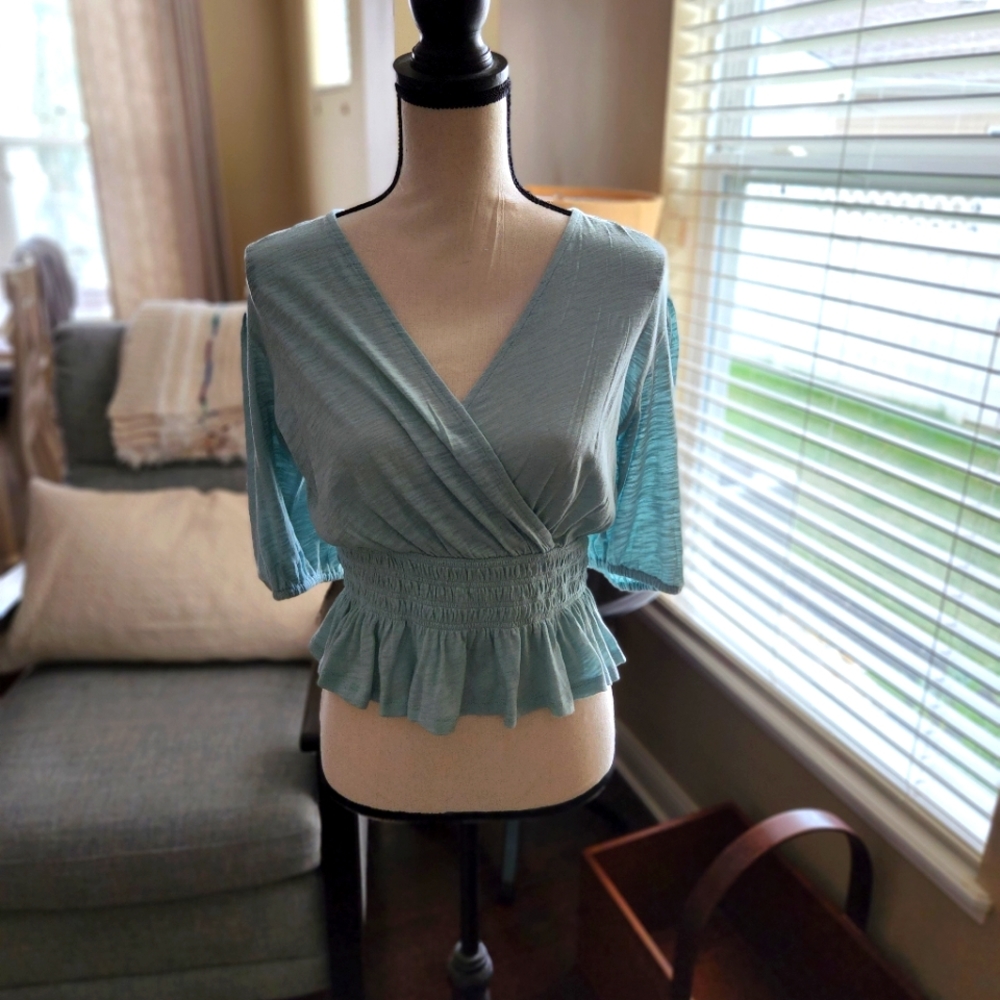 Ann Taylor Aqua Top